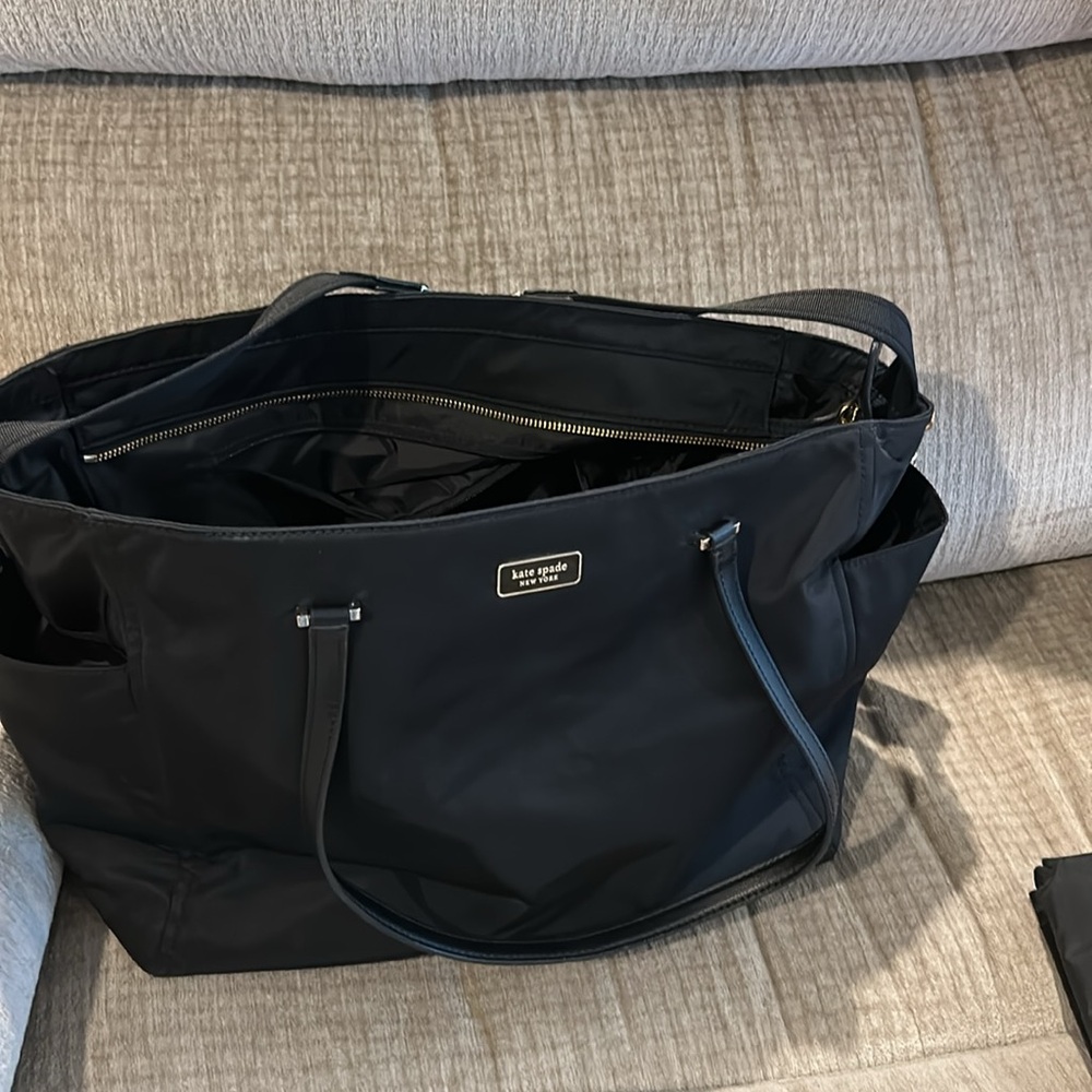 Kate Spade Elegant Dawn nylon diaper bag 18 x 12 with 3 different handles - Picture 2 of 14